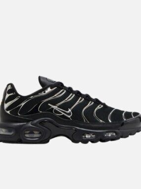 NEW Nike Air Max Plus SE Black Chrome Silver W "MULTIPLE SIZE"